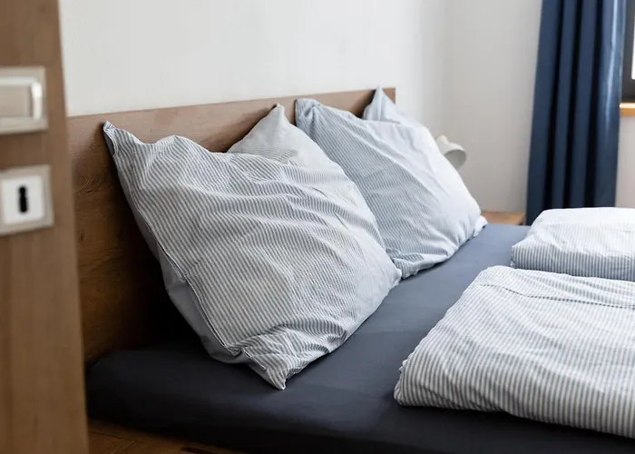 Slow Mountain Family Base - Spacious 2br, 2 Bath, Sleeps 8 With Mountain View And Backyard In Liptov *