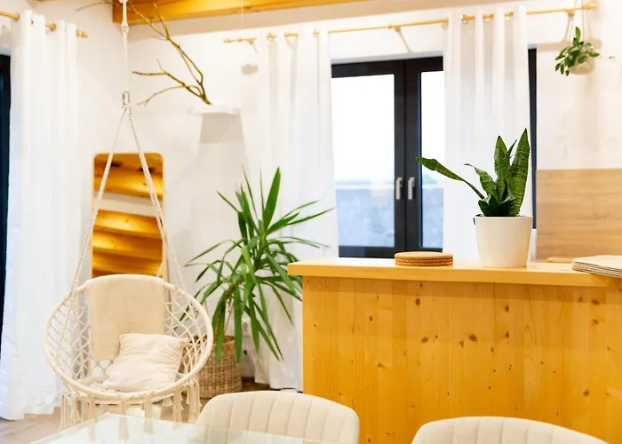 Slow Mountain Family Base - Spacious 2br, 2 Bath, Sleeps 8 With Mountain View And Backyard In Liptov *